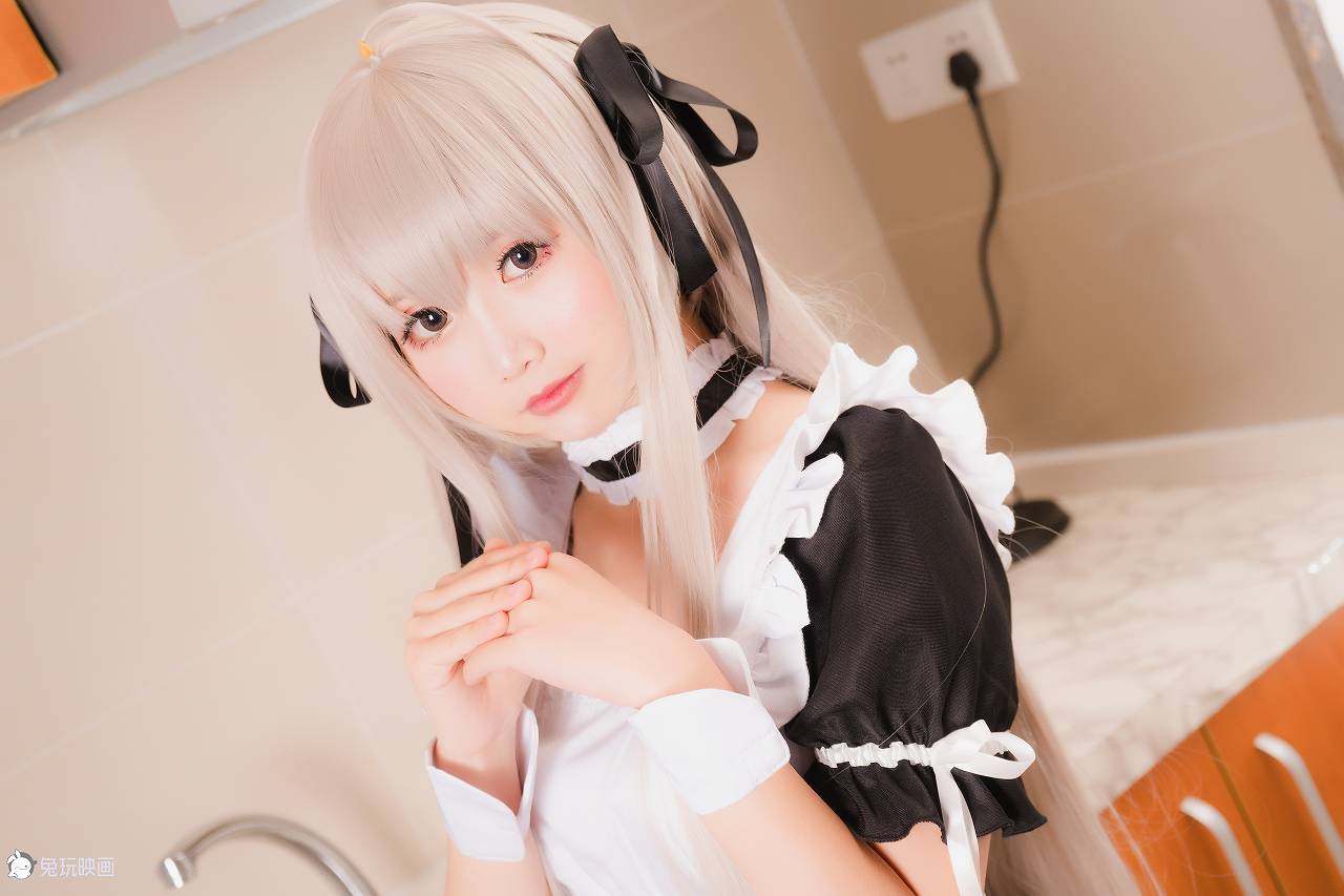 「Coser」面饼仙儿 – 白色过膝袜双马尾(41P/1.4GB)