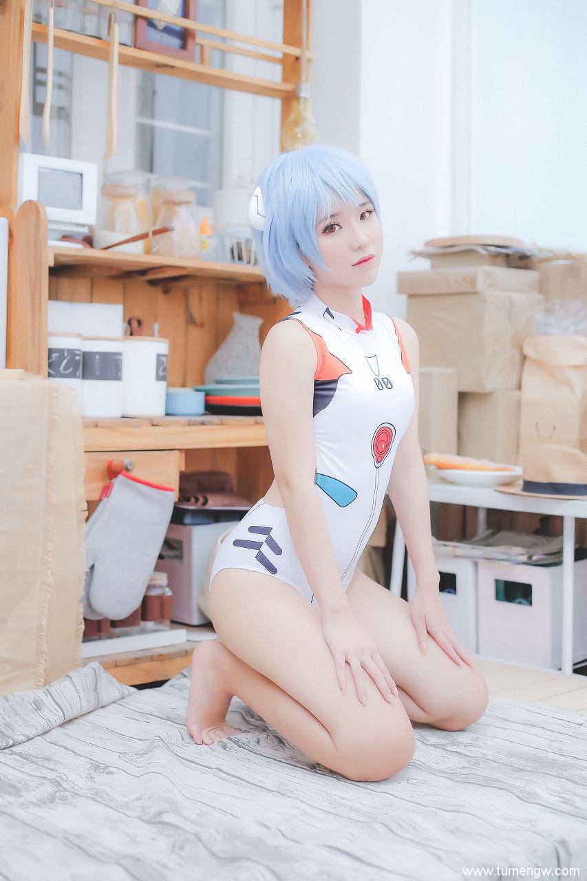 「越南COSER」Chono Black – 绫波丽(14P/97MB)